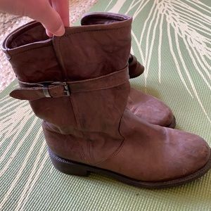 Sundance leather boots, made in Italy